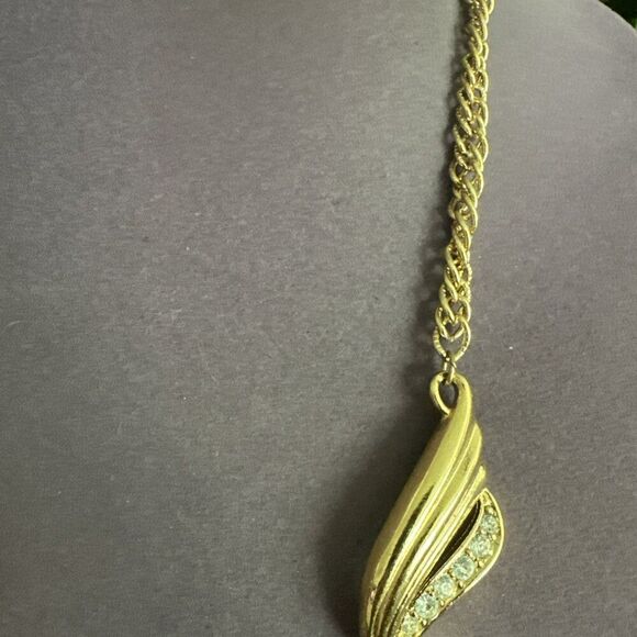 Avon Undeniable Necklace Clear Crystal 1993 Vintage With Box - Picture 4 of 8